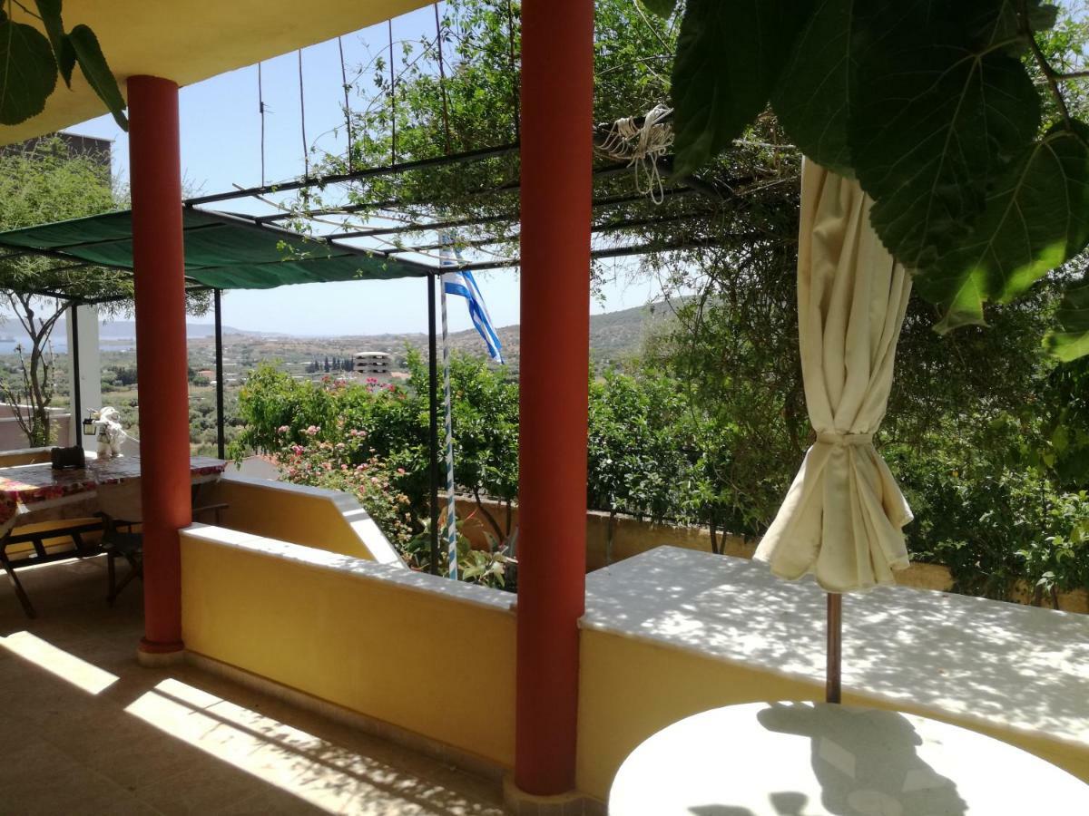 Relaxing Beautiful Holiday Home Лаврион Экстерьер фото